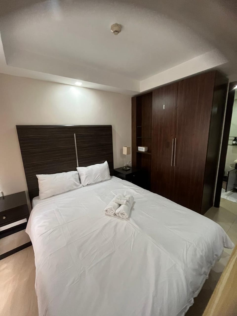 Bed, Photo of the whole room, Bedroom, towels, wardrobe