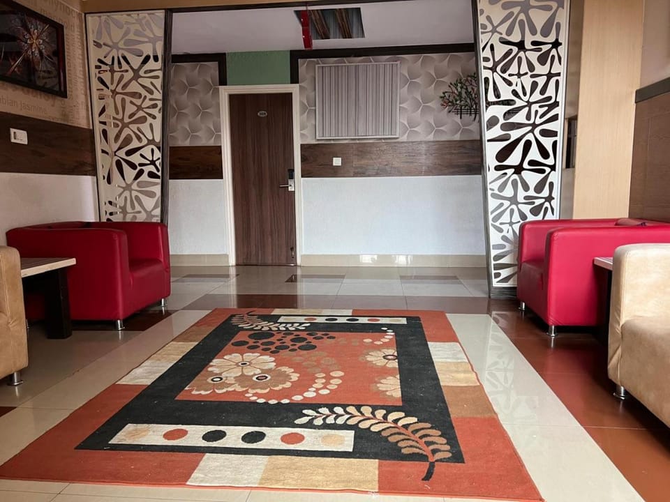 Vaishali Deluxe Comfort Hotel in Karnataka