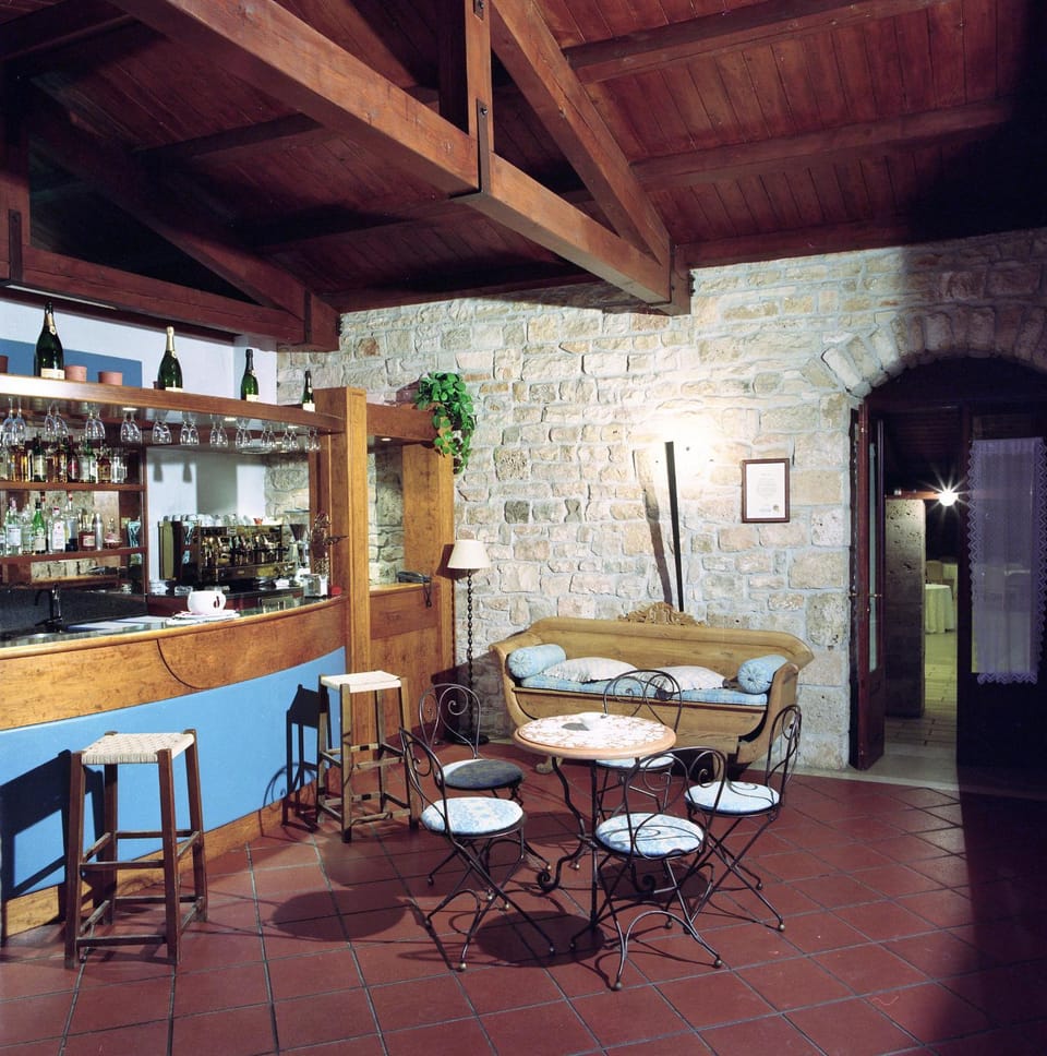 Lounge or bar