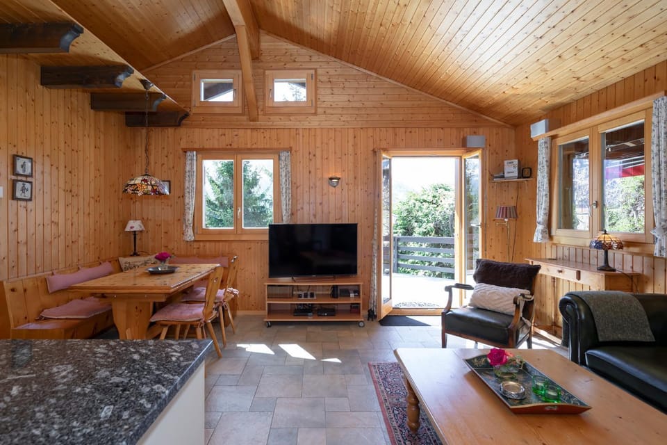 Chalet üfem Bord Chalet in Canton of Valais