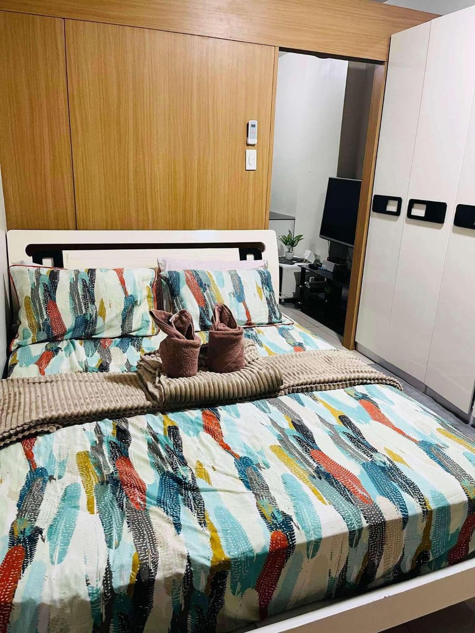 Staycation Near Mall of Asia Vacation rental in Pasay