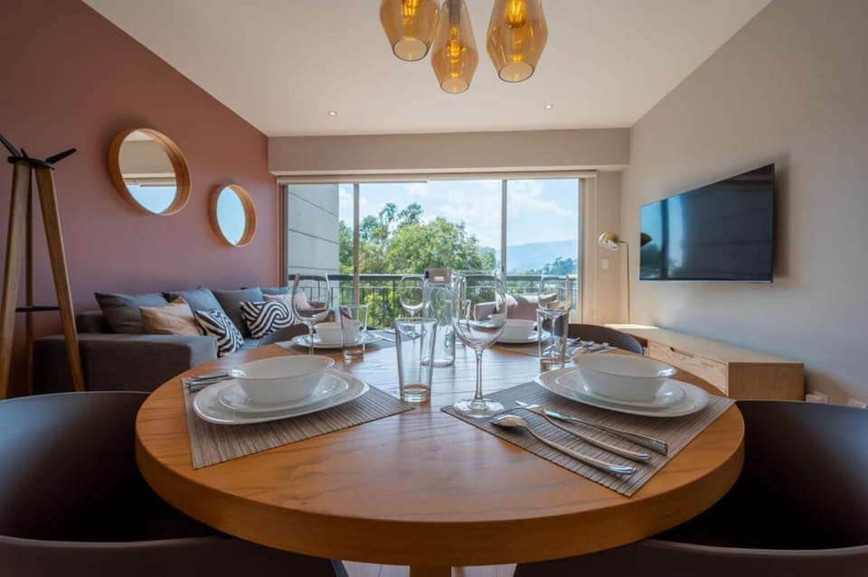 Capitalia Modern 1BR Near Torre Porsche & Gym House in Mexico City