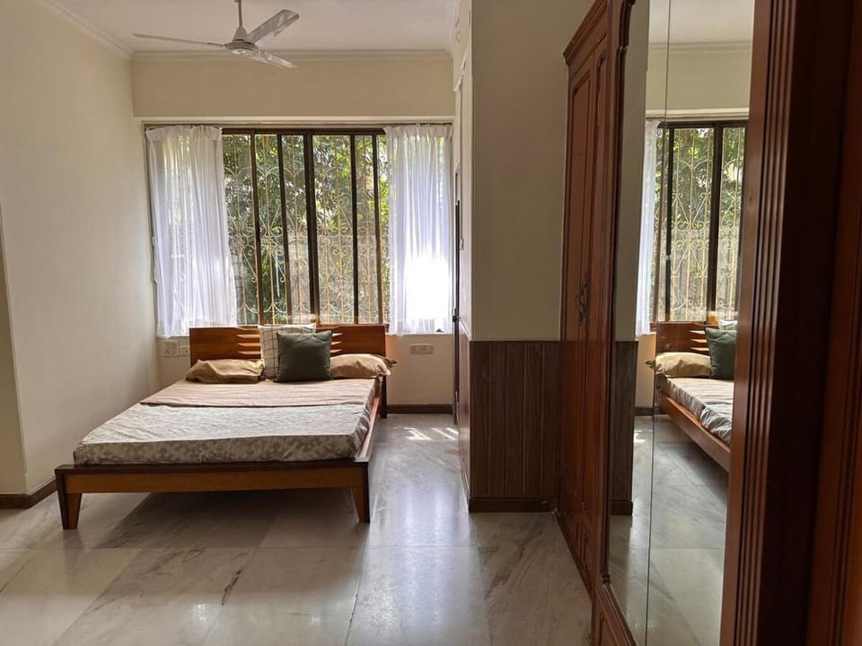House of Bandra Apartment in Mumbai