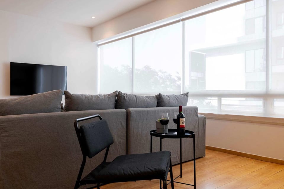 Capitalia Gym Access & Near to Santa Fe Mall Apartment in Mexico City