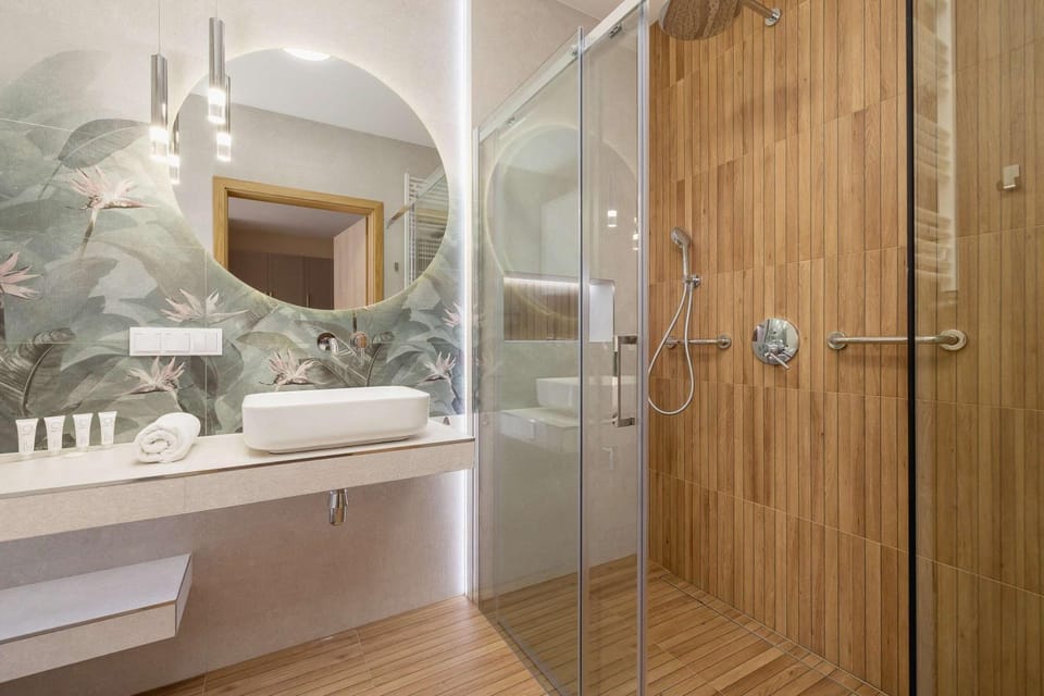 Shower, Bathroom