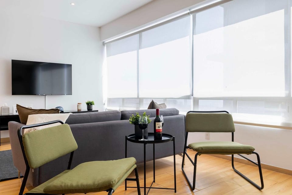 Capitalia Business Center Gym & Parking Apartment in Mexico City