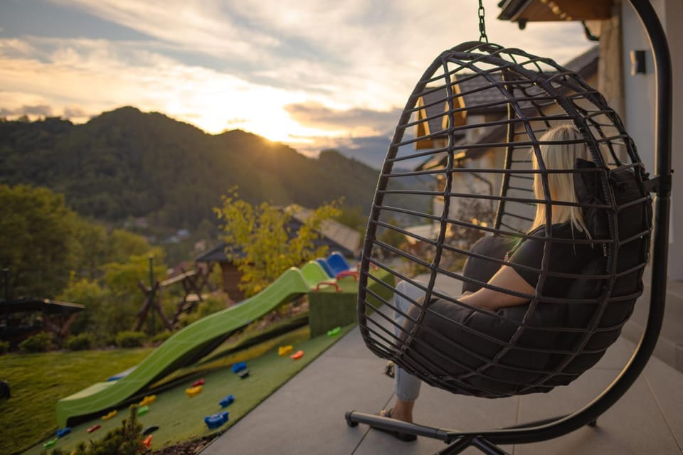 Off site, Day, Natural landscape, Mountain view, Sunrise, Sunset