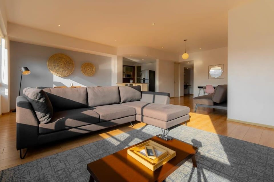 Capitalia Near to ABC Hospital with Gym Parking House in Mexico City