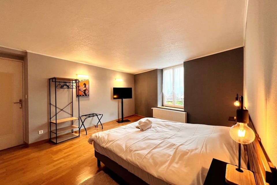 Spacieuse Maison rénovée 6 personnes House in Grand Est