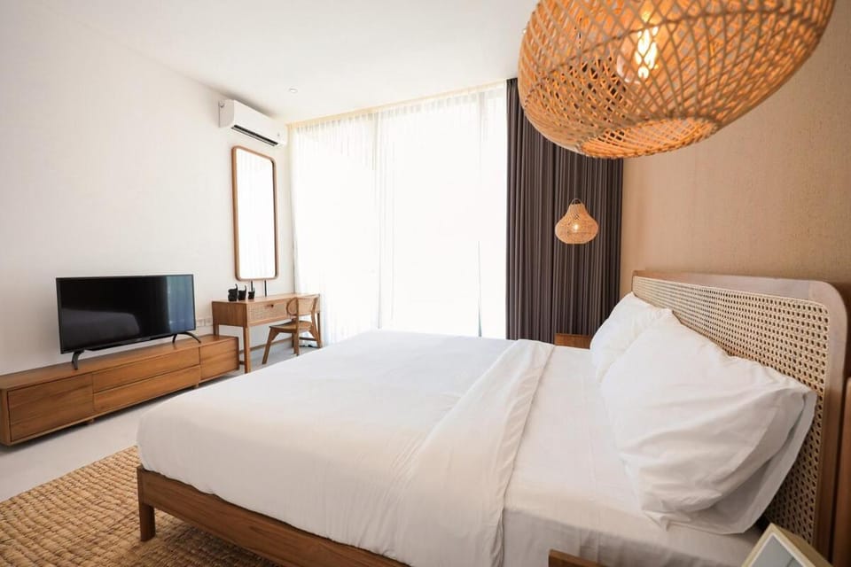 Semesta Sepuluh Villa - A Modern Tropical Escape Villa in North Kuta