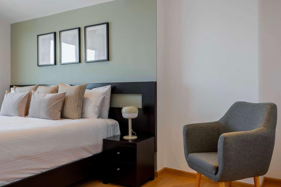 Capitalia Chic 2BR with Gym Near Expo Santa Fe Apartment in Mexico City