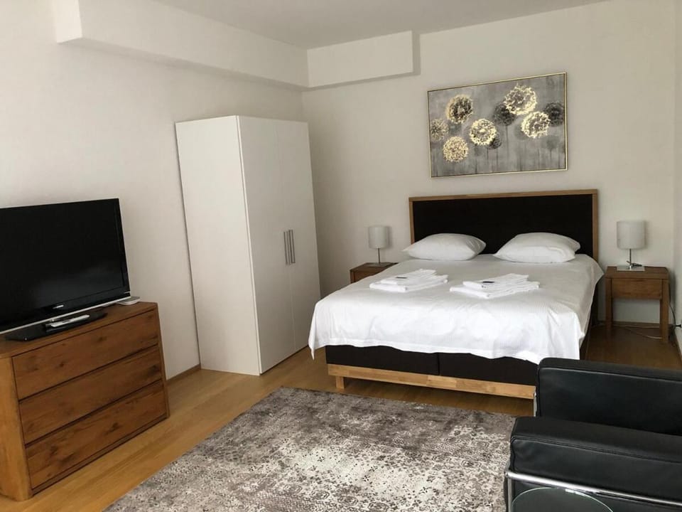1BR in the trendiest district of the city - West 14 Apartment in Zurich City