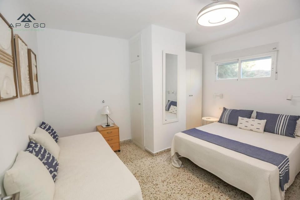 Deluxe Fuentepiedra Sea View Apartment in Costa Tropical