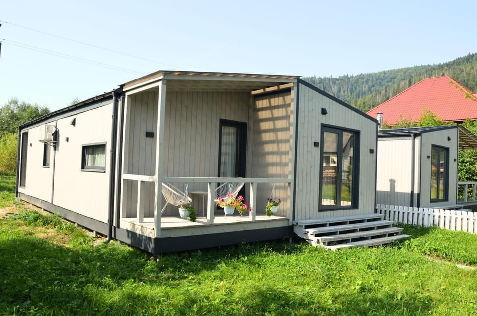 Property building, Balcony/Terrace
