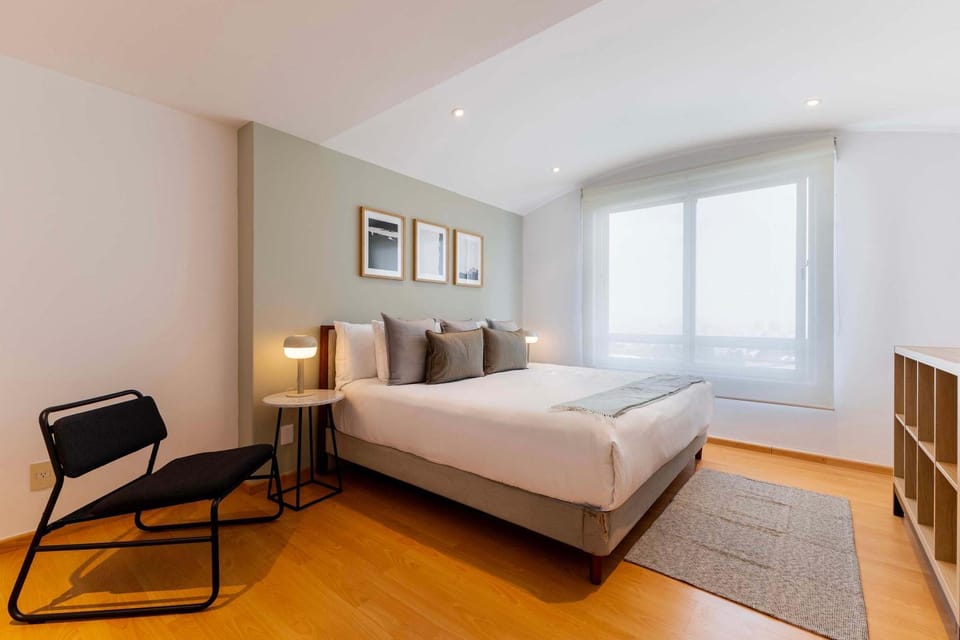 Capitalia Gym Access & Near Parque la Mexicana Apartment in Mexico City