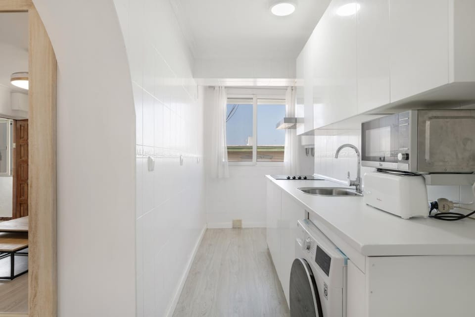 Kitchen or kitchenette, Living room