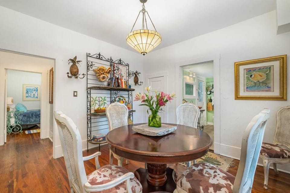 Relaxing 2Br 1Bath Oasis near River 9 min to Beach House in Melbourne