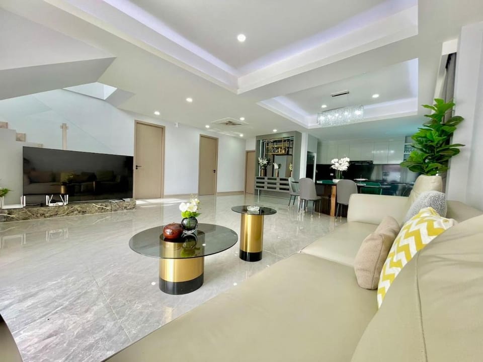 Facaii-Pool villa 5 Bedroom 6 Bathroom Villa in Pattaya City