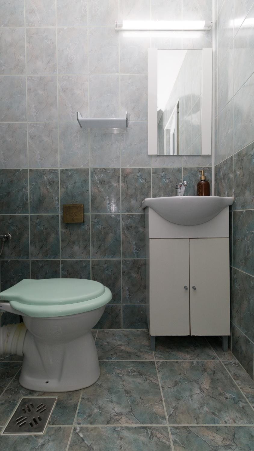 Toilet, Bathroom