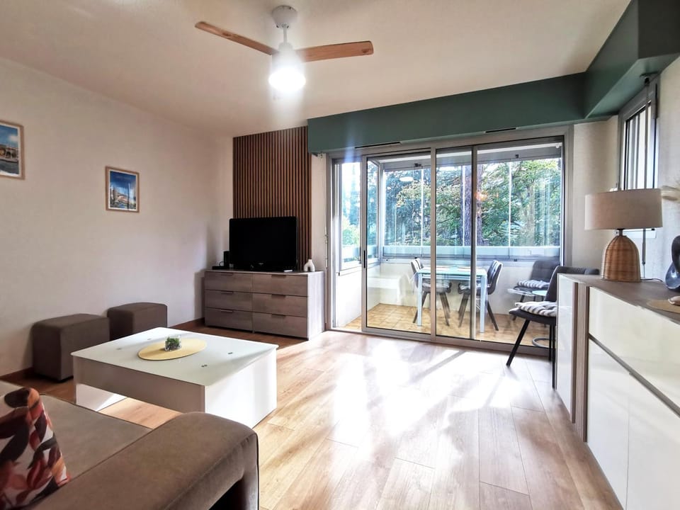 Balcony/Terrace, Living room