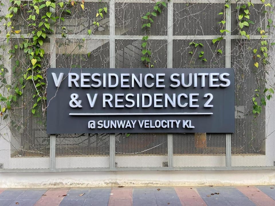 La Gente Comfy Stay 2R2B Velocity - KL City View House in Federal Territory of Kuala Lumpur