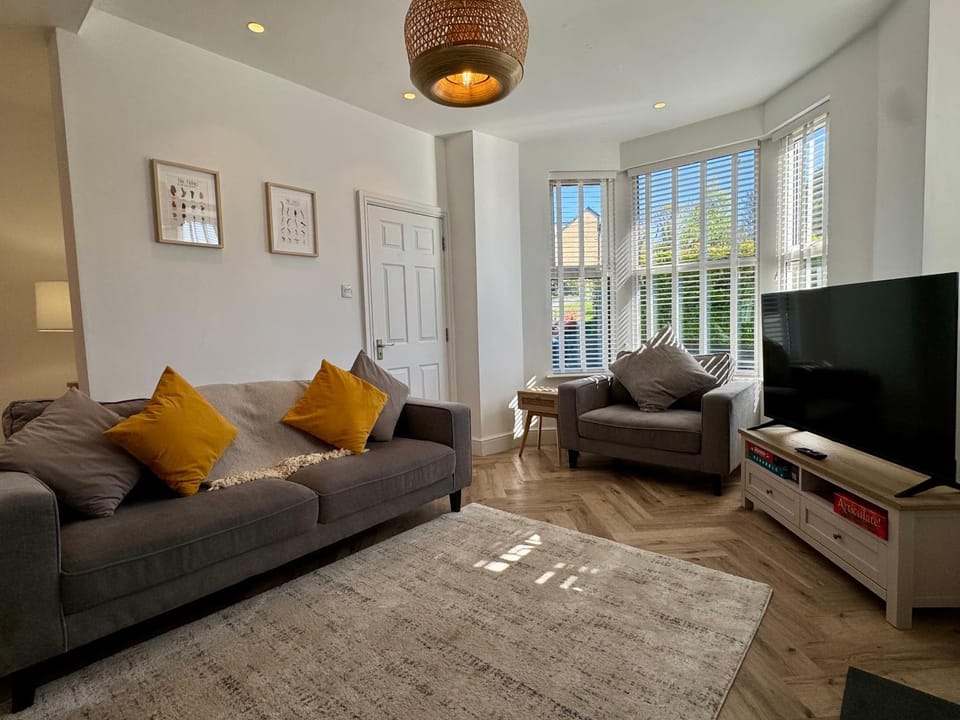 1 Thornbarrow - Spacious Townhouse in Windermere The Lake District House in Bowness-on-Windermere