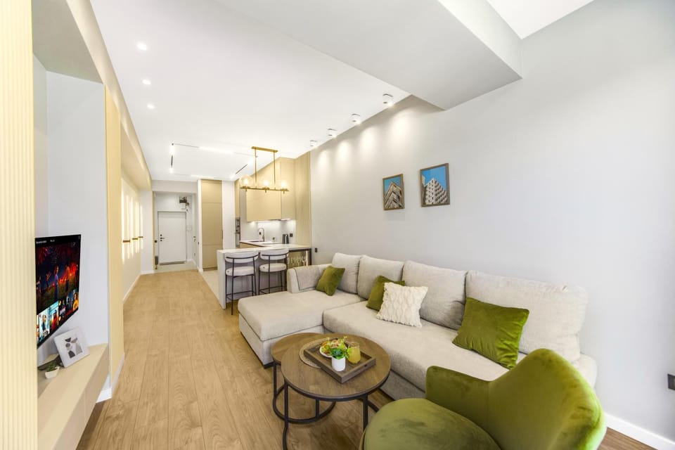 TV and multimedia, Seating area