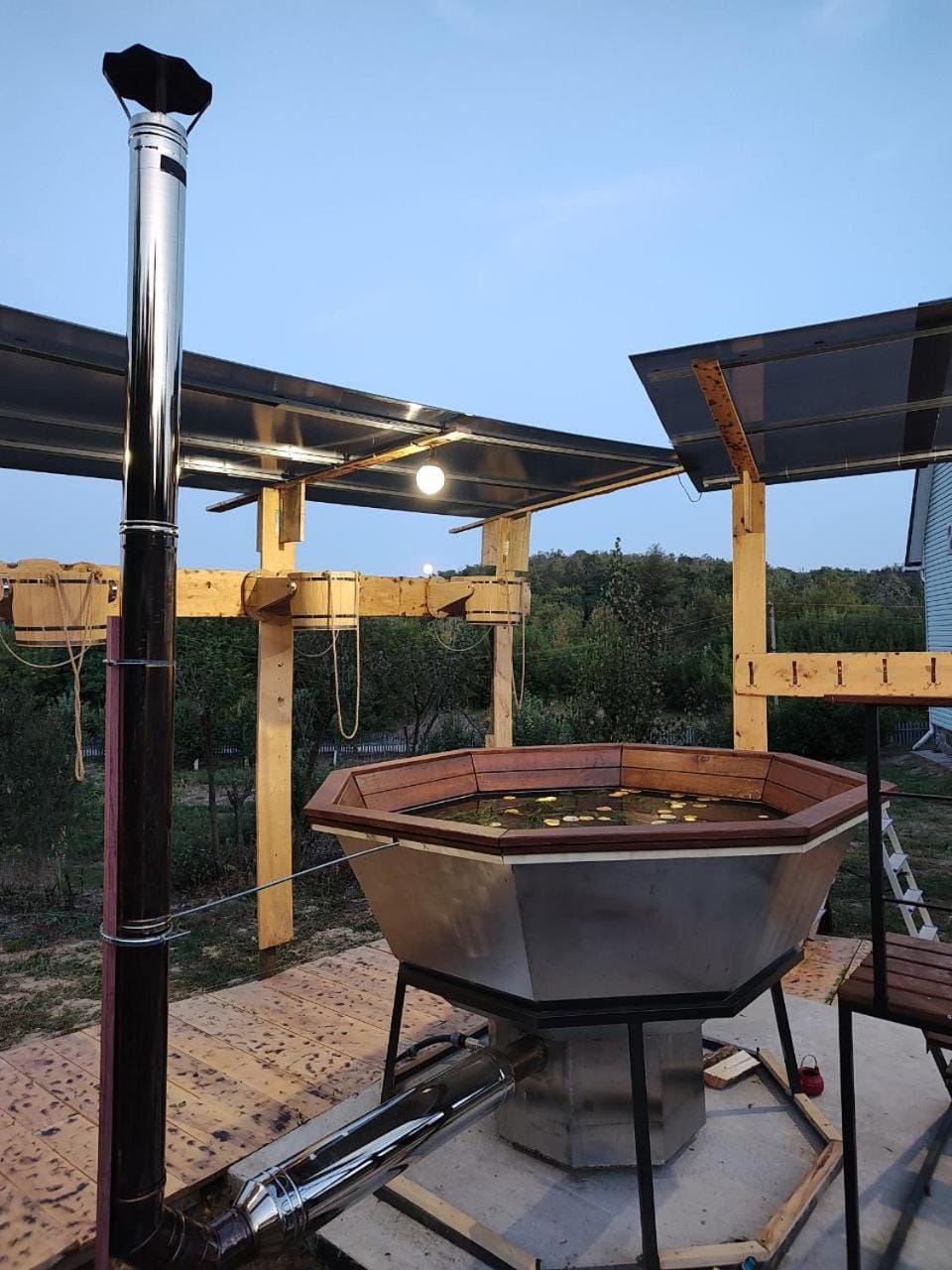 Готель сімейного типу ВІРИ,НАДІЇ ТА ЛЮБОВІ Nature lodge in Ukraine