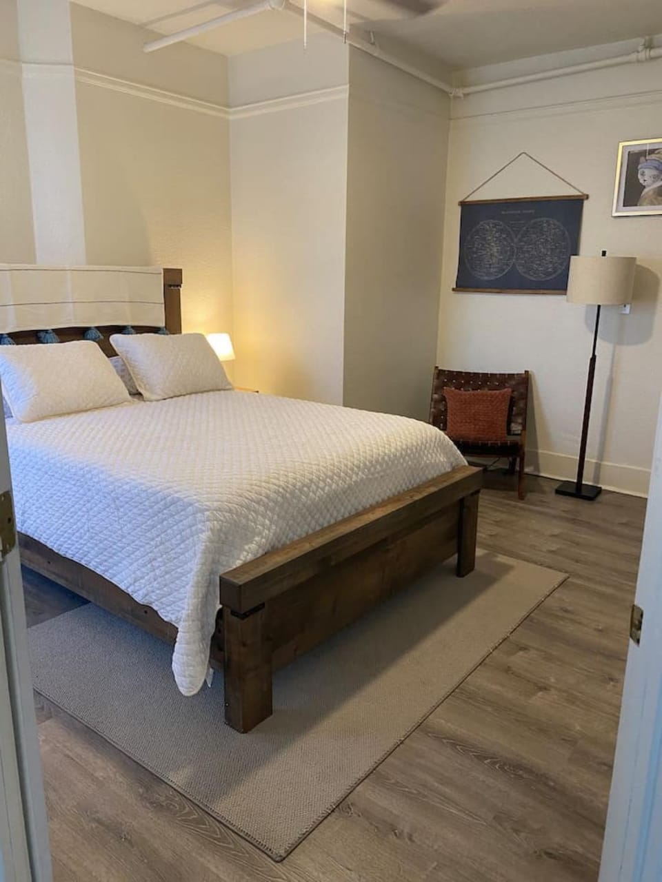 216 The Governors Suite at The George Apartment in Klamath Falls