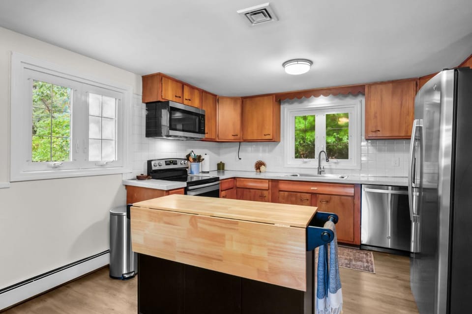 Life's Better at Lakehouse Haven House in Hyannis