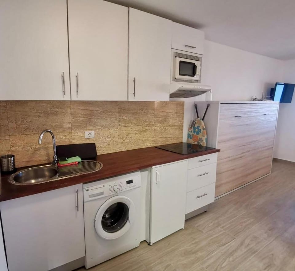 Appartamento MISTERHOLIDAY RIVALTA Apartment in Maxorata