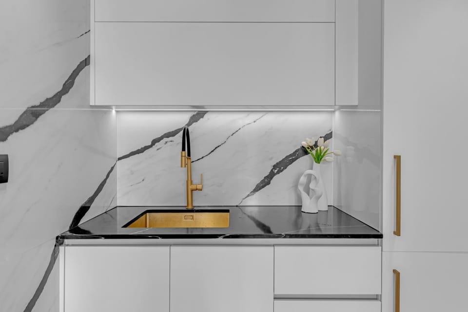 Modern Luxe | Heart of Dubai | Trillionaire Living Apartment in Dubai