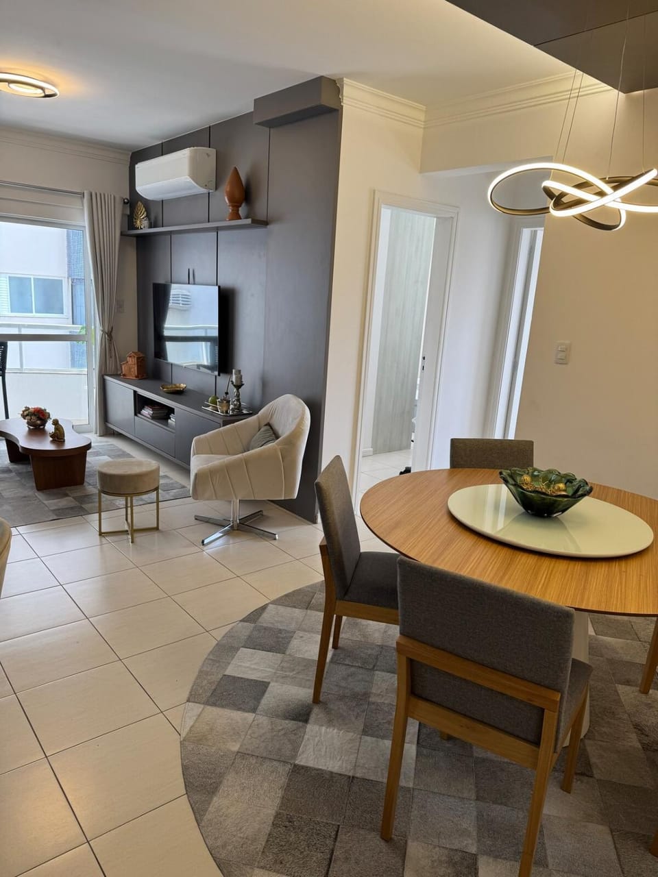 Apartamento em Balneário Camboriú 2 quartos vista mar Apartment in Camboriú