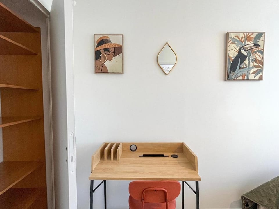 T2 cosy avec parking gratuit & transports au pied Apartment in Normandy
