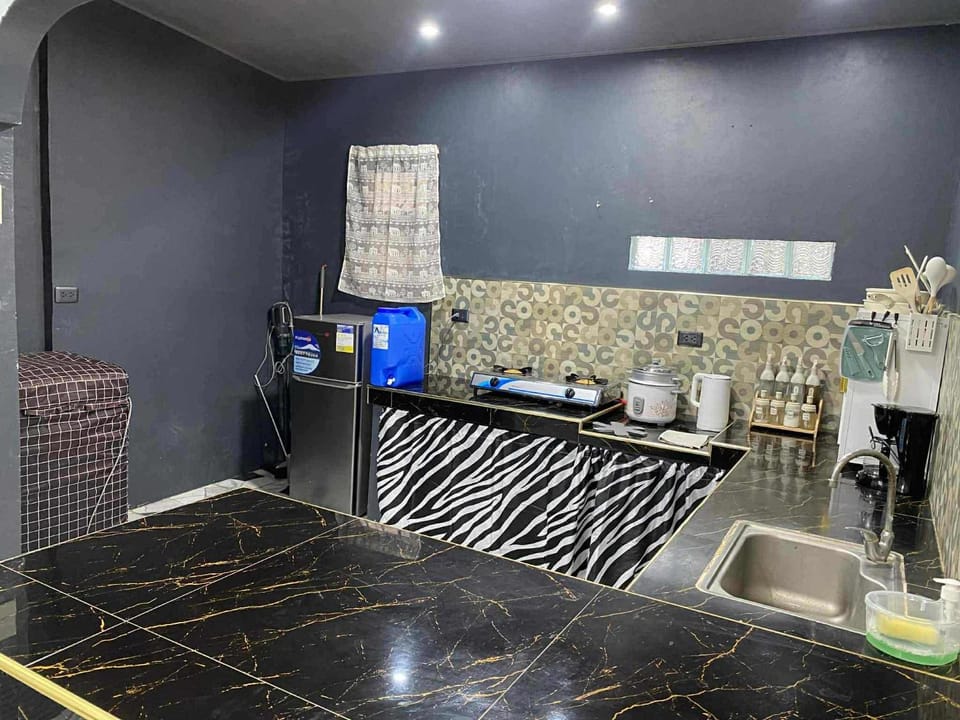 Coffee/tea facilities, Kitchen or kitchenette, minibar
