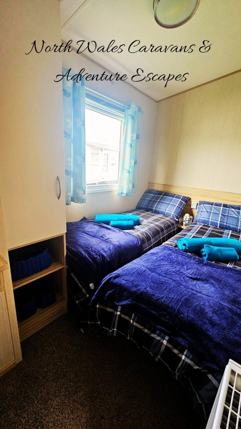 Park Dean Resorts Premium plot with Mountain view & Decking Apartment in Towyn