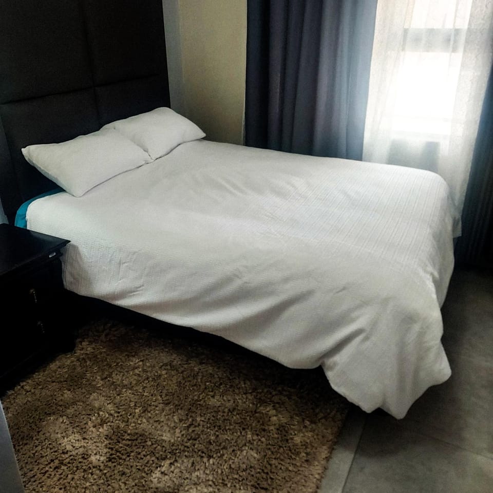 Cozy Livin - Single bedroom Apartment in Africa