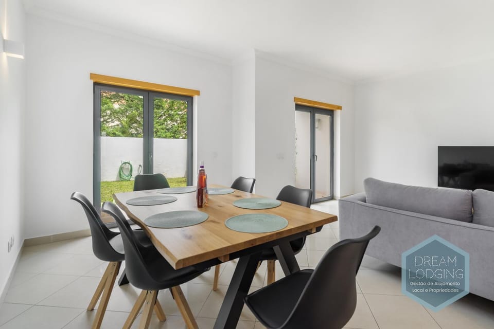 Quinta do Pinheiro Residence AF - Dream Lodging House in Olhos de Água