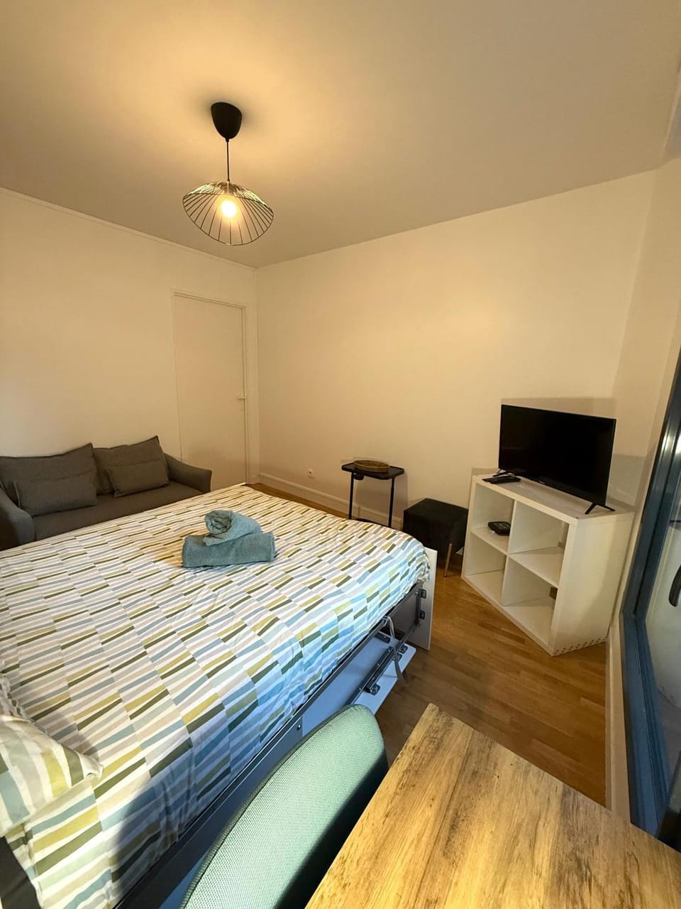 Photo of the whole room