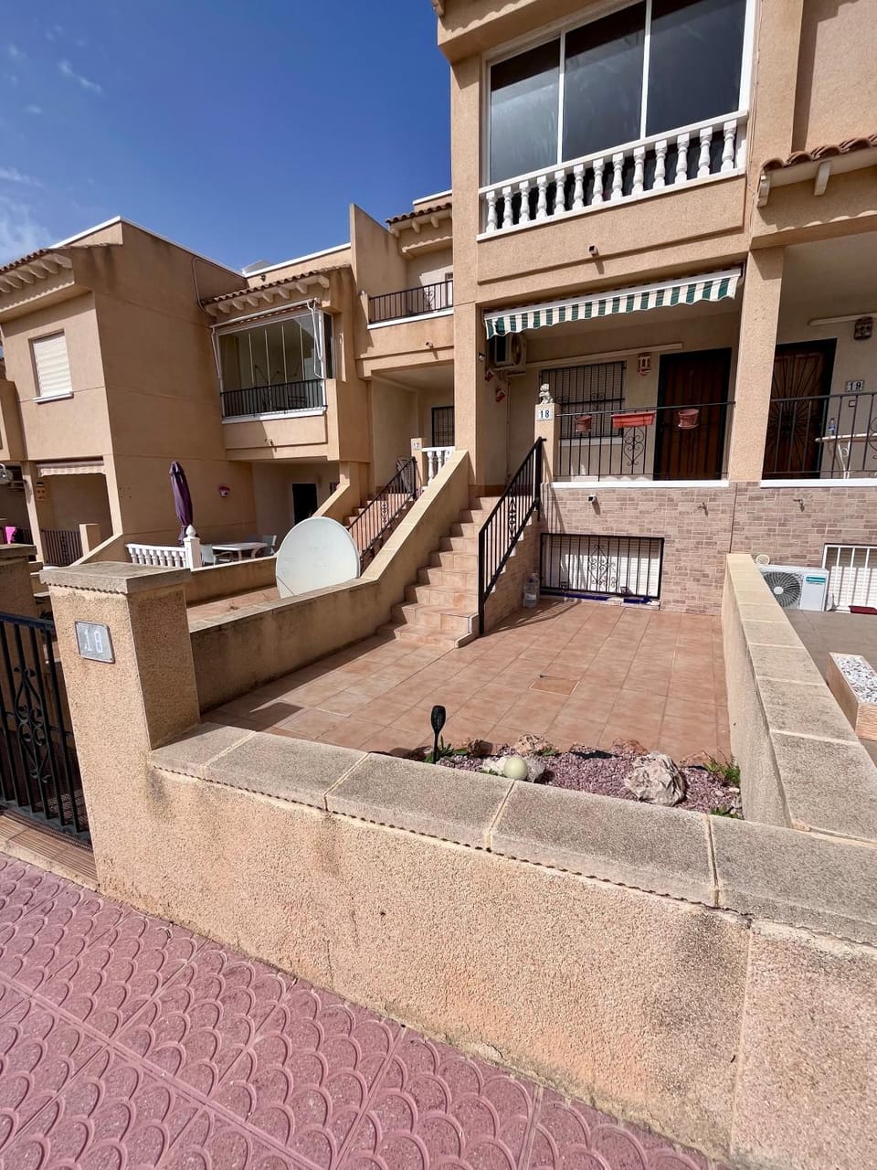 Garden, Balcony/Terrace