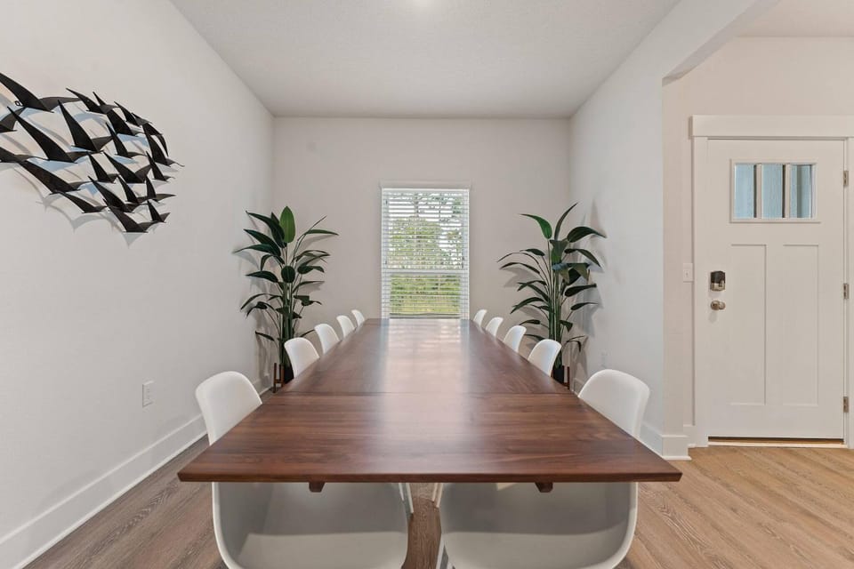 Dining area, Meals, Family