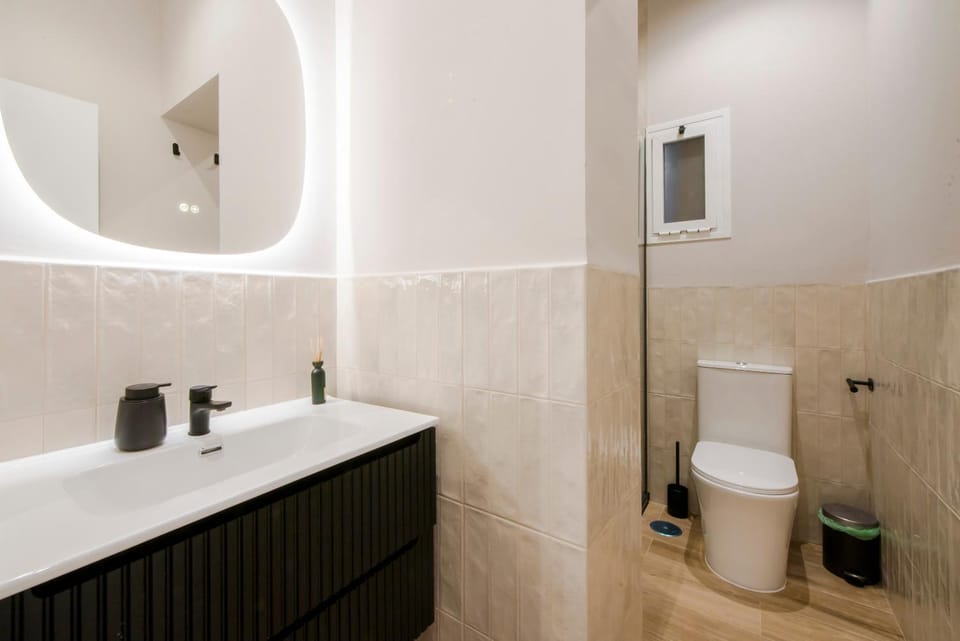 Toilet, Bathroom