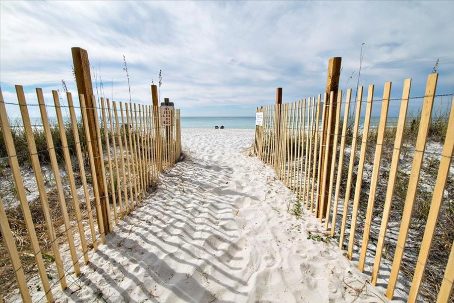 Aquavista 603W by Emerald Coast Retreats Apartment in Panama City Beach