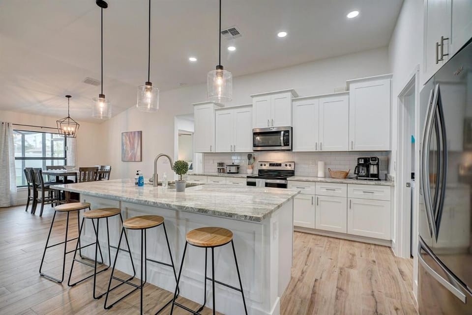 Modern Home with Fenced In Yard House in Cape Coral