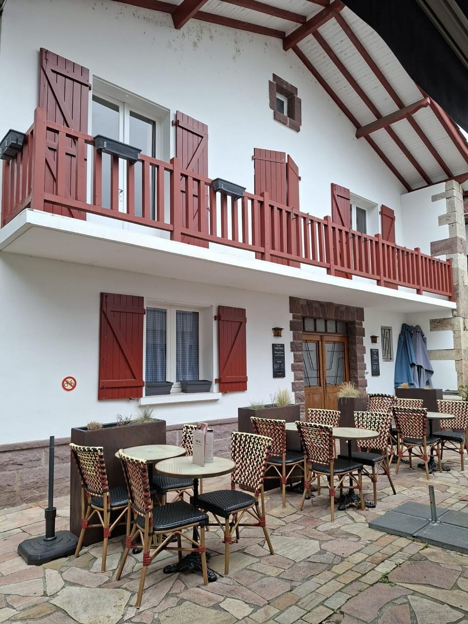 Property building, Balcony/Terrace