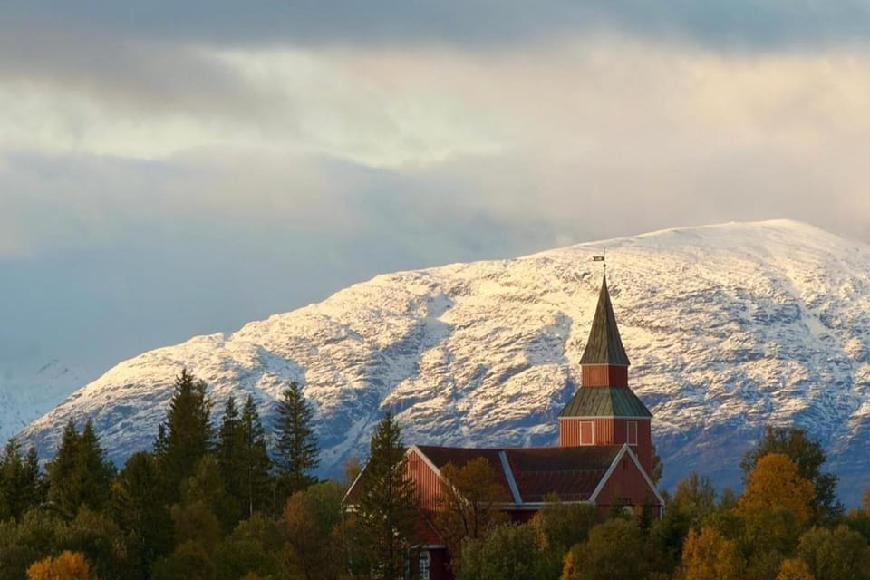 Nearby landmark, Day, Natural landscape, Winter, Mountain view