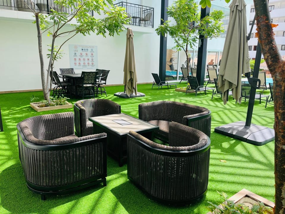 Patio, Seating area, sunbed