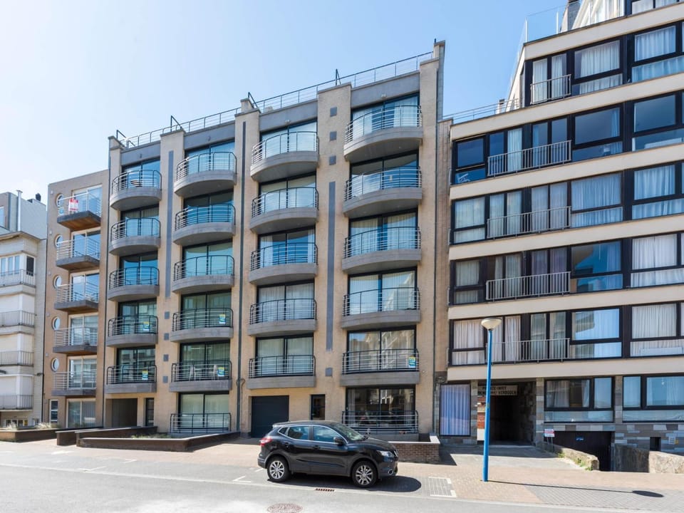 Property building, Summer