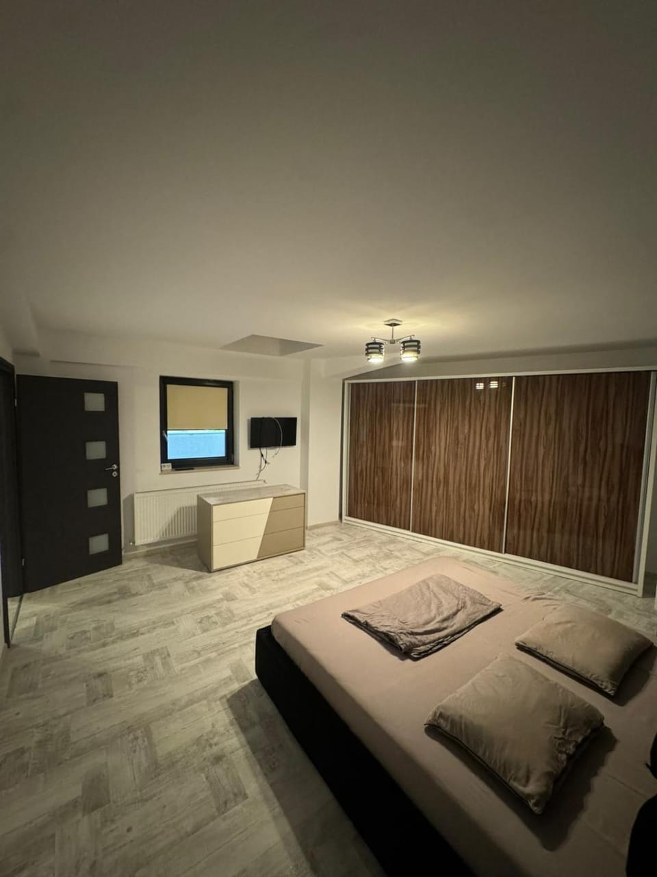 Madona Apartment Apartment in Craiova