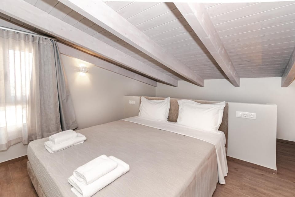 Helichrysum Lofts Apartment in Messenia